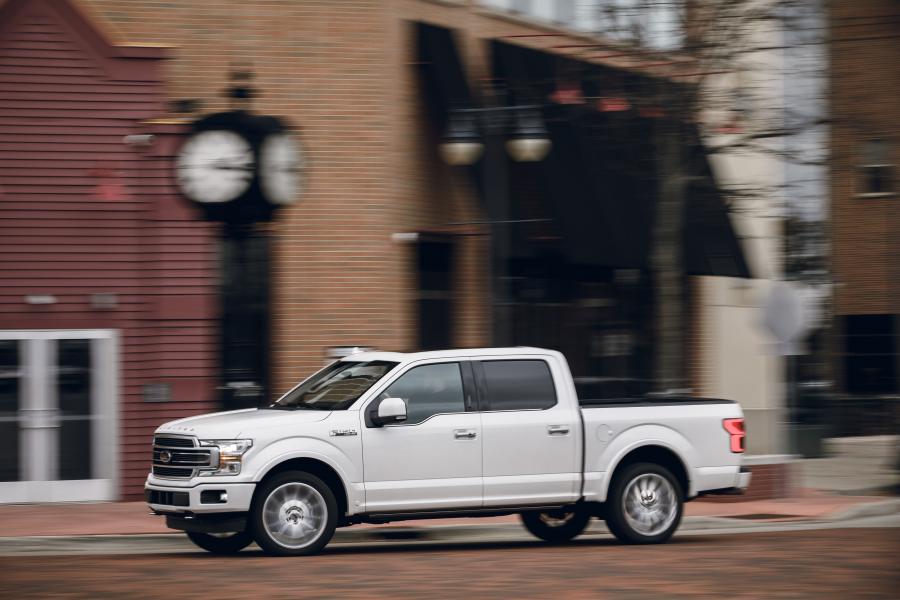  Ford F-150 Limited SuperCrew 2018 года  (фото 40 из 59)
